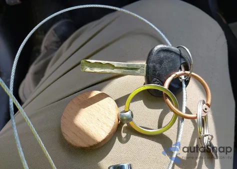 2011 Kia Sorento Lx из США, поврежденный, VIN 5XYKT4A11BG130347